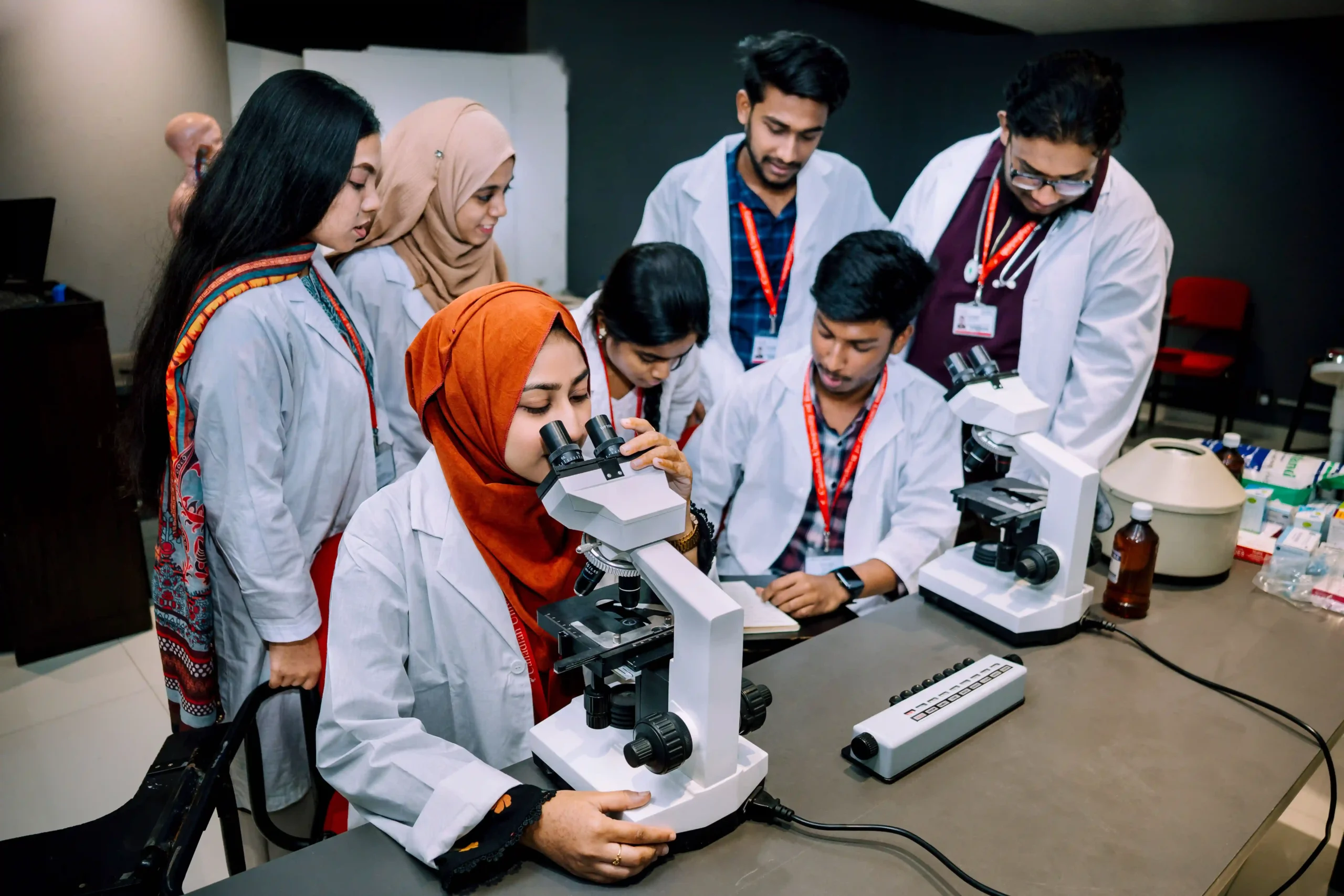 Students and educational opportunities at Raise Institute